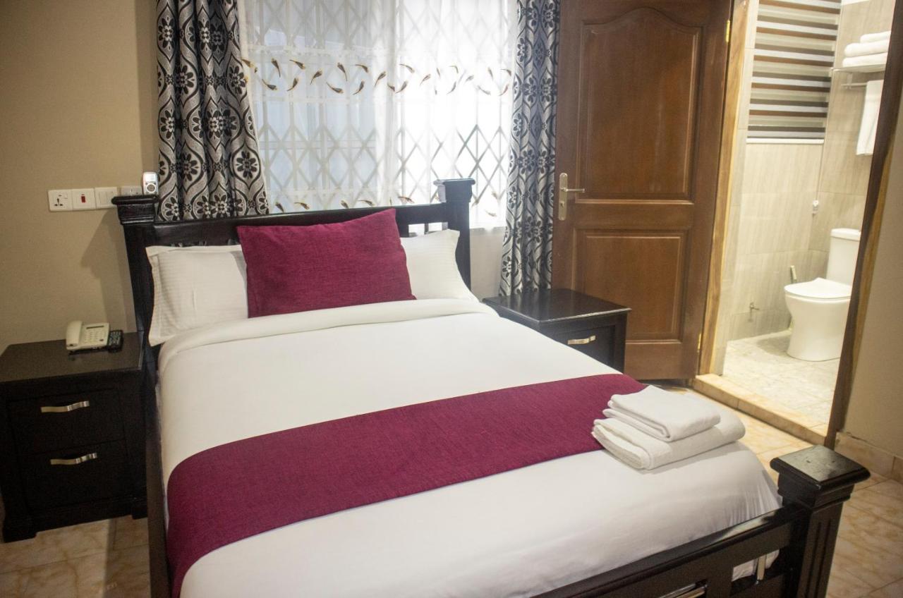 Kislas Luxury Hotel Adenta Eksteriør billede