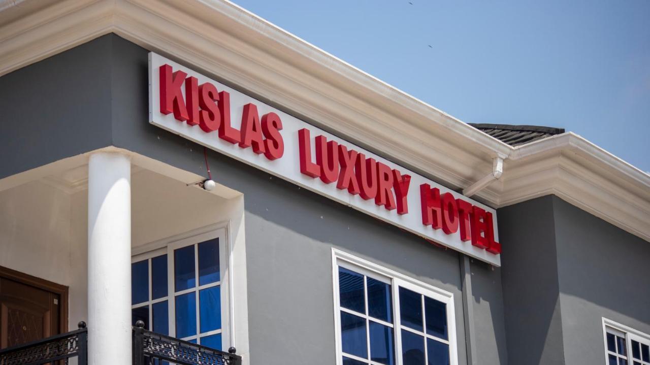 Kislas Luxury Hotel Adenta Eksteriør billede